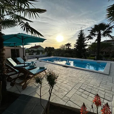 Holiday House Serenity Malinska Exteriér fotografie