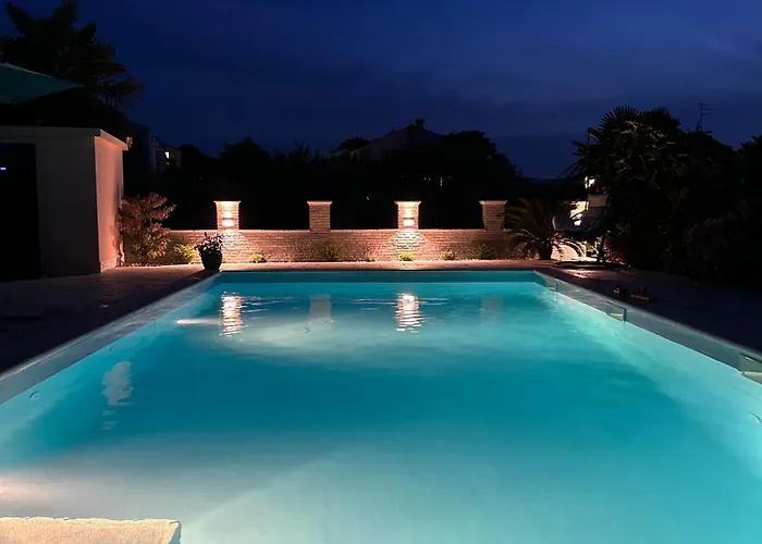 Holiday House Serenity